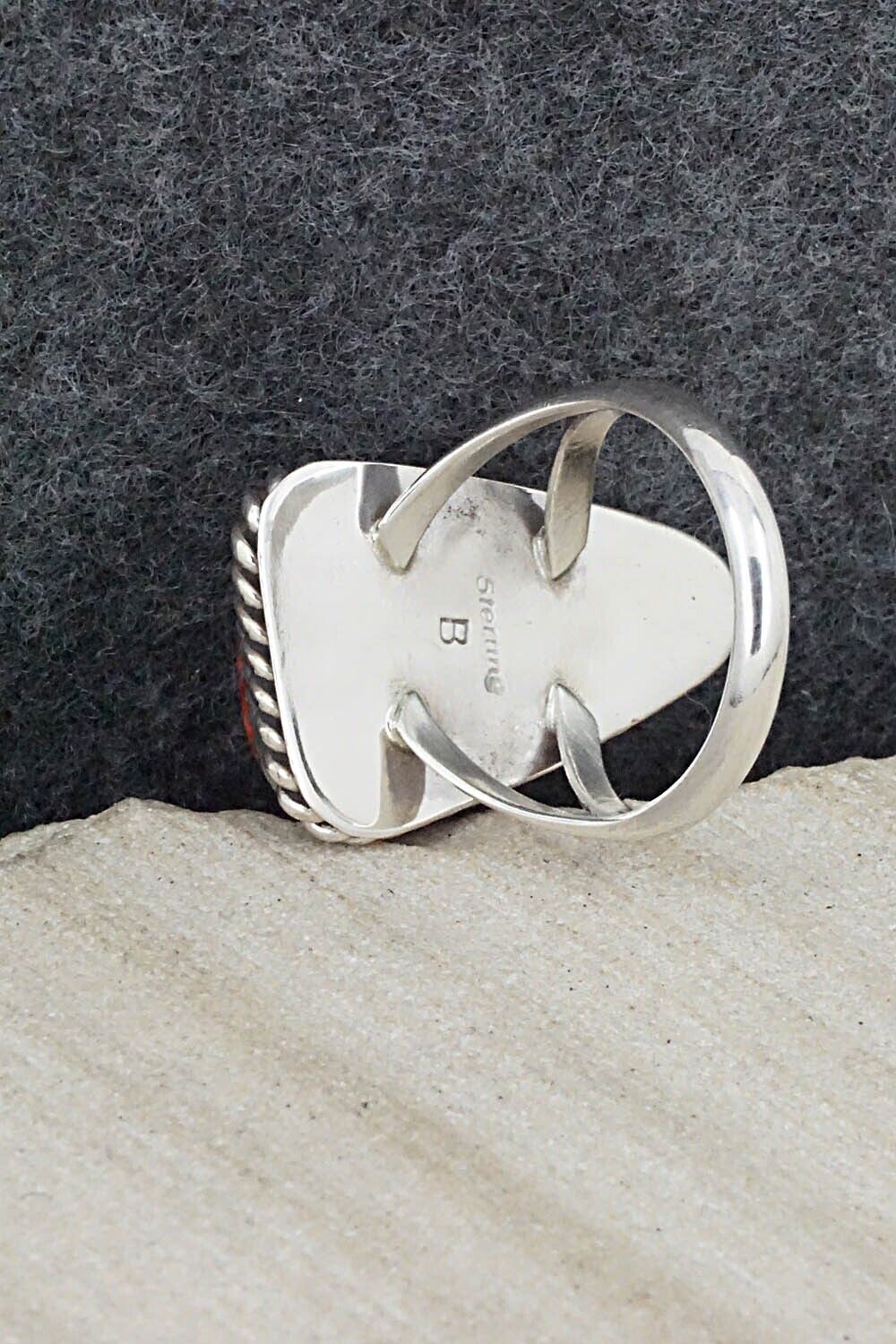 Spiny Oyster & Sterling Silver Ring - Benjamin Martinez - Size 7.25
