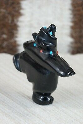 Bear Zuni Fetish Carving - Claudia Peina