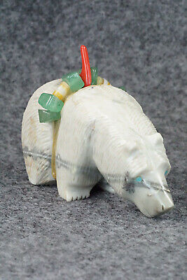 Bear Zuni Fetish Carving - Paulette Quam