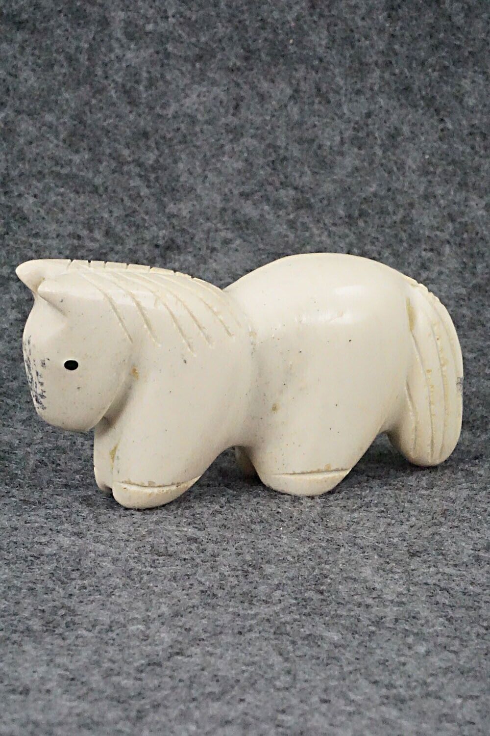 Horse Zuni Fetish Carving - Justin Red Elk