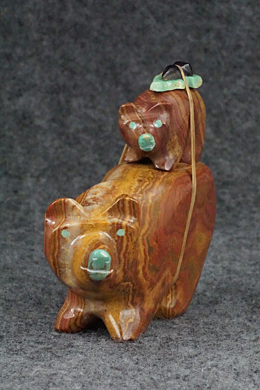 Bear and Cub Zuni Fetish Carving - Enrike Leekya