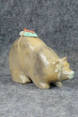 Bear Zuni Fetish Carving - Enrike Leekya