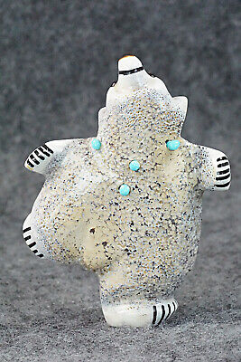 Bear Zuni Fetish Carving - Claudia Peina