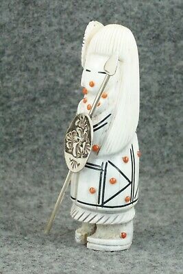 Hunter Zuni Fetish Carving - Claudia Peina