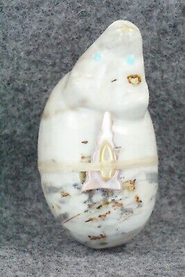 Bear Zuni Fetish Carving - Delvin Leekya