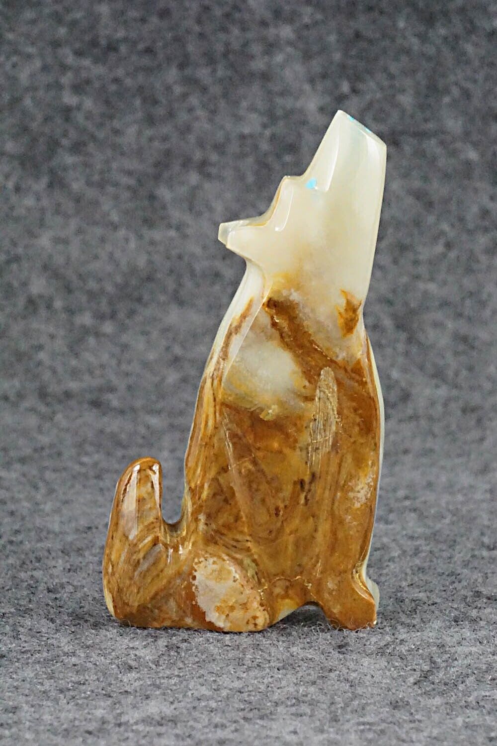 Coyote Zuni Fetish Carving - Rodney Laiwakete