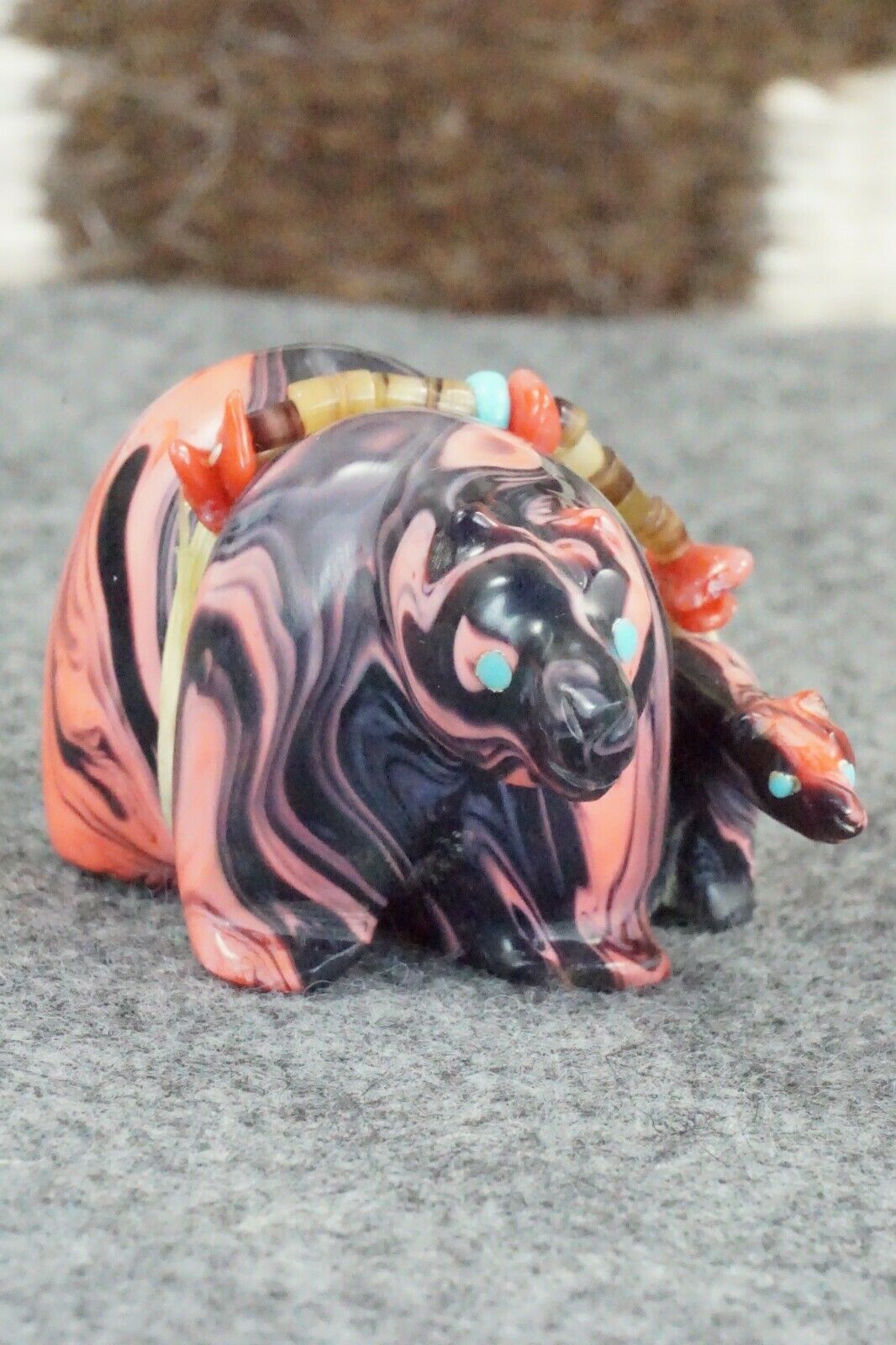 Bear Zuni Fetish Carving - Paulette Quam