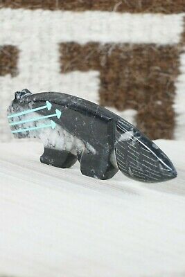 Wolf Zuni Fetish Carving - Kenric Laiwakete - High Lonesome Trading