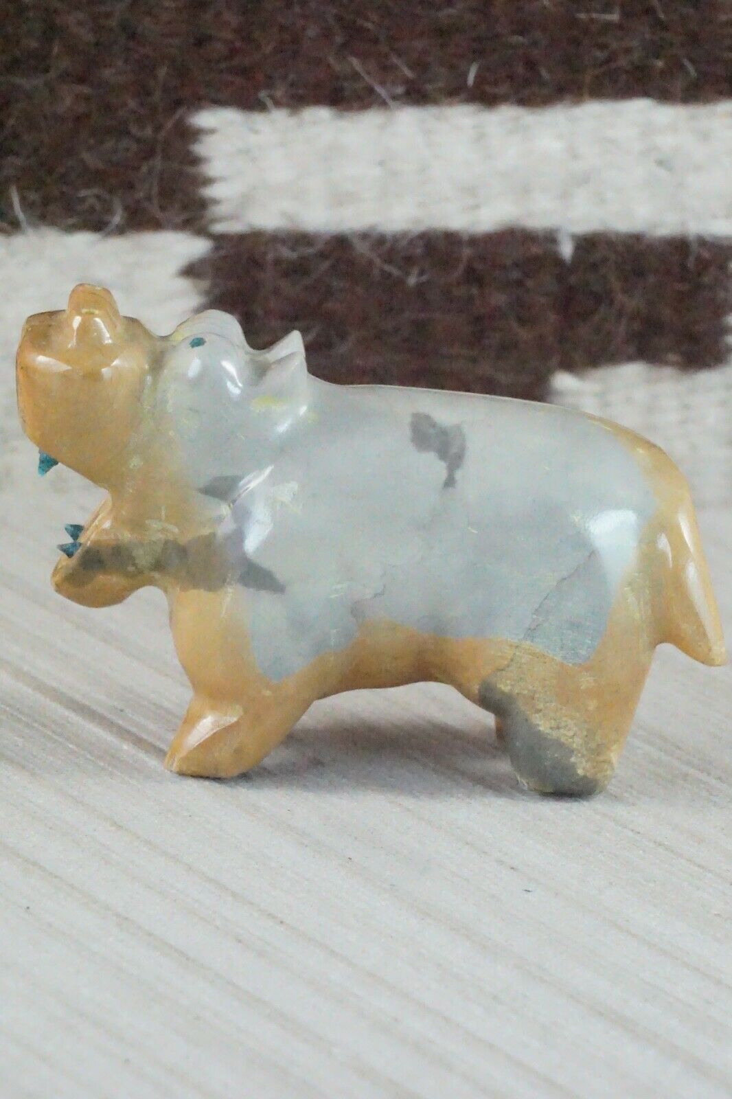 Hippo Zuni Fetish Carving - Enrike Leekya