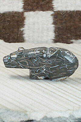 Bear Zuni Fetish Carving - Michael Mahooty