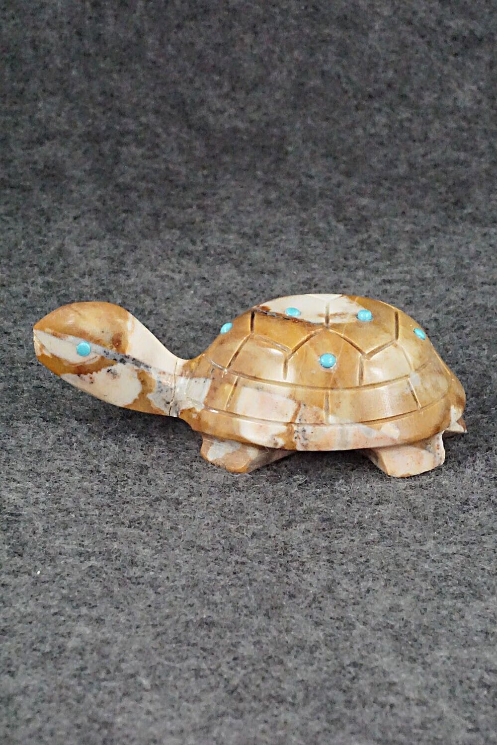 Turtle Zuni Fetish Carving - Ronnie Lunasee