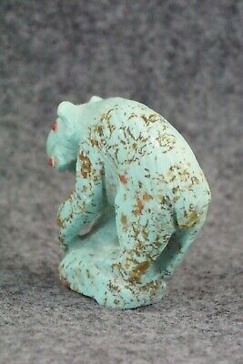 Bear Zuni Fetish Carving - Derrick Kaamasee