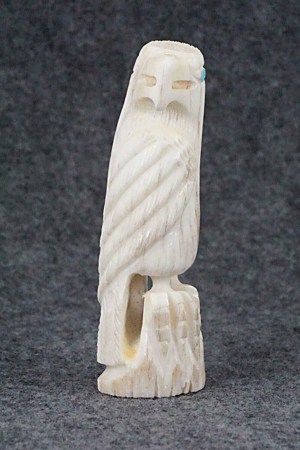 Eagle Zuni Fetish Carving - Garrick Weeka