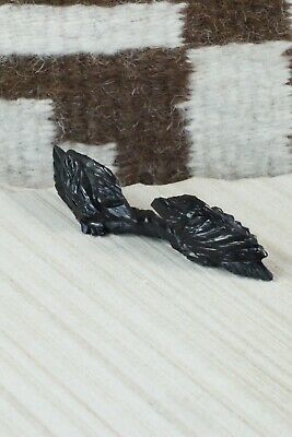 Crows Zuni Fetish Carving - Tony Mackel