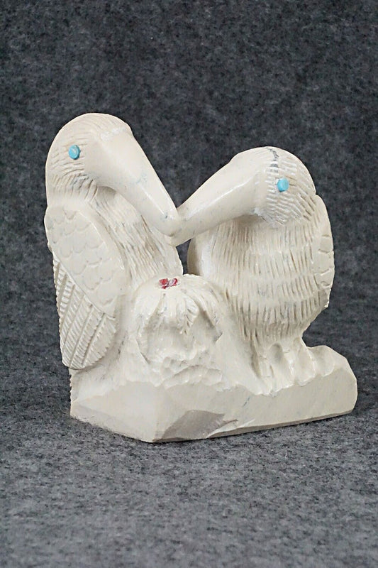 Hummingbird Zuni Fetish Carving - Carlton Kaamasee