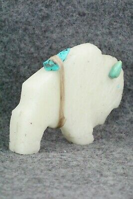 Buffalo Zuni Fetish Carving - Kevin Quam