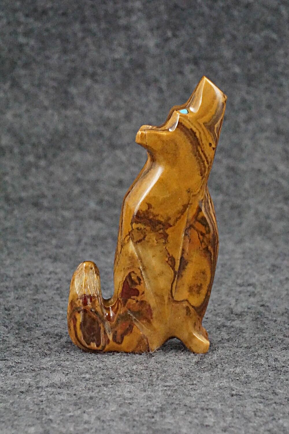 Coyote Zuni Fetish Carving - Rodney Laiwakete