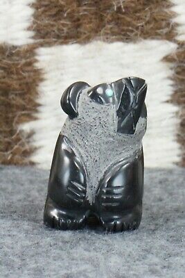 Bear Zuni Fetish Carving - Reynold Lunasee