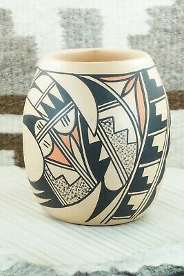 Hopi Pottery - D. Tsiny