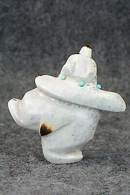 Bear Zuni Fetish Carving - Claudia Peina