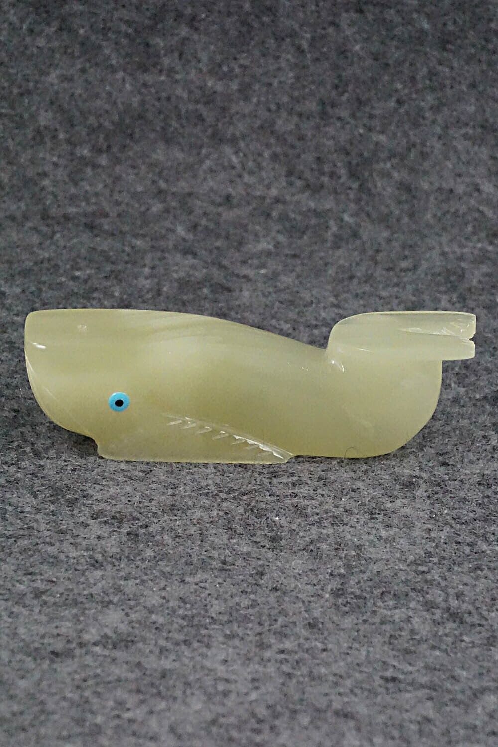Whale Zuni Fetish Carving - Alex Tsethlikai