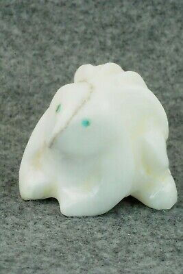 Rabbit Zuni Fetish Carving - Ariane Quam