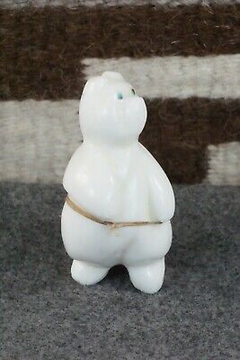 Bear Zuni Fetish Carving - Ariane Quam