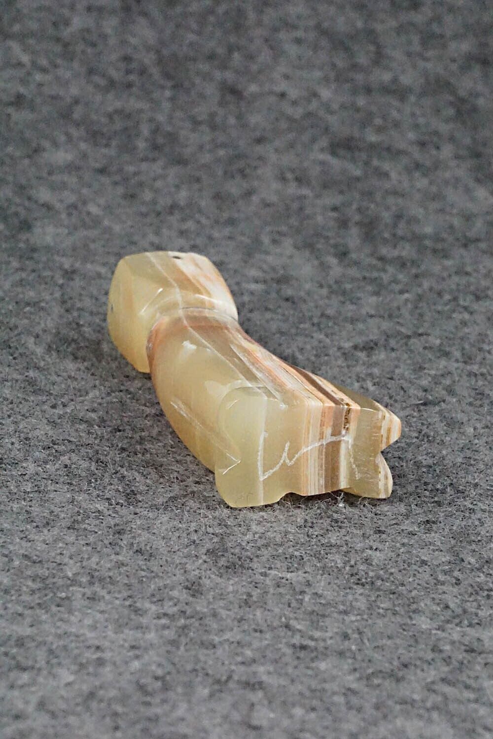 Cat Zuni Fetish Carving - Kenny Chavez