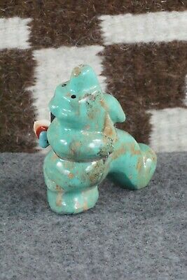 Bear Zuni Fetish Carving - Ariane Quam