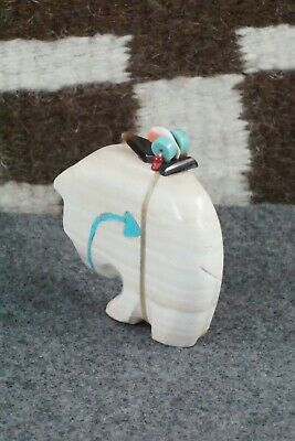 Bear Zuni Fetish Carving - Lisa Bobelu