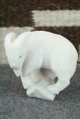 Goat Zuni Fetish Carving - Derrick Kaamasee