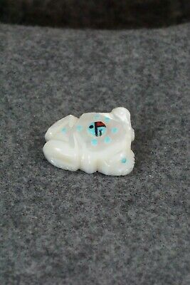 Frog Zuni Fetish Carving - Danette Laate