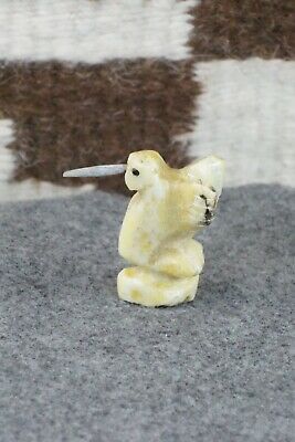 Humming Bird Zuni Fetish Carving - Justin Red Elk