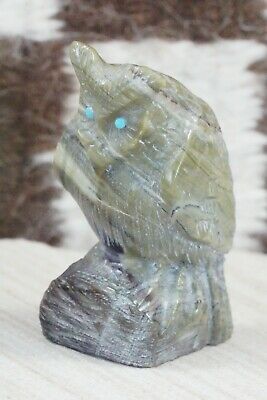 Owl Zuni Fetish Carving - Derrick Kaamasee