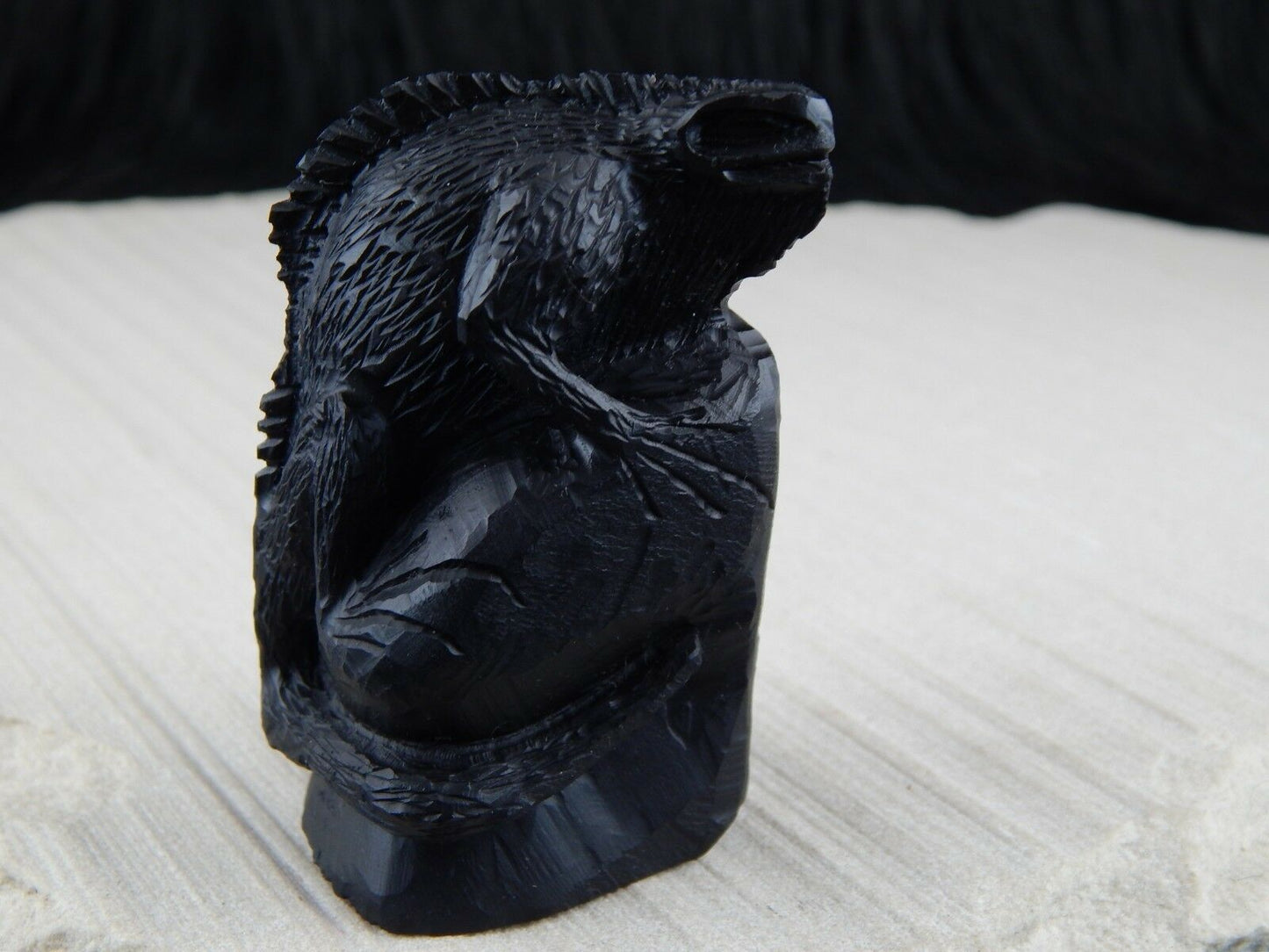 Iguana Zuni Fetish Carving - Lewis Manning - High Lonesome Trading