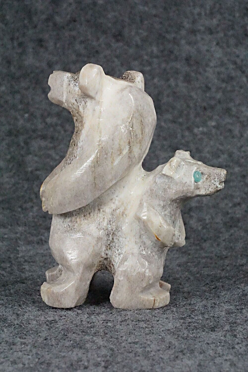 Bear with Cub Zuni Fetish Carving - Allison White