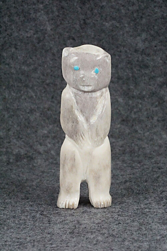 Bear Zuni Fetish Carving - Faron Lowsayatee