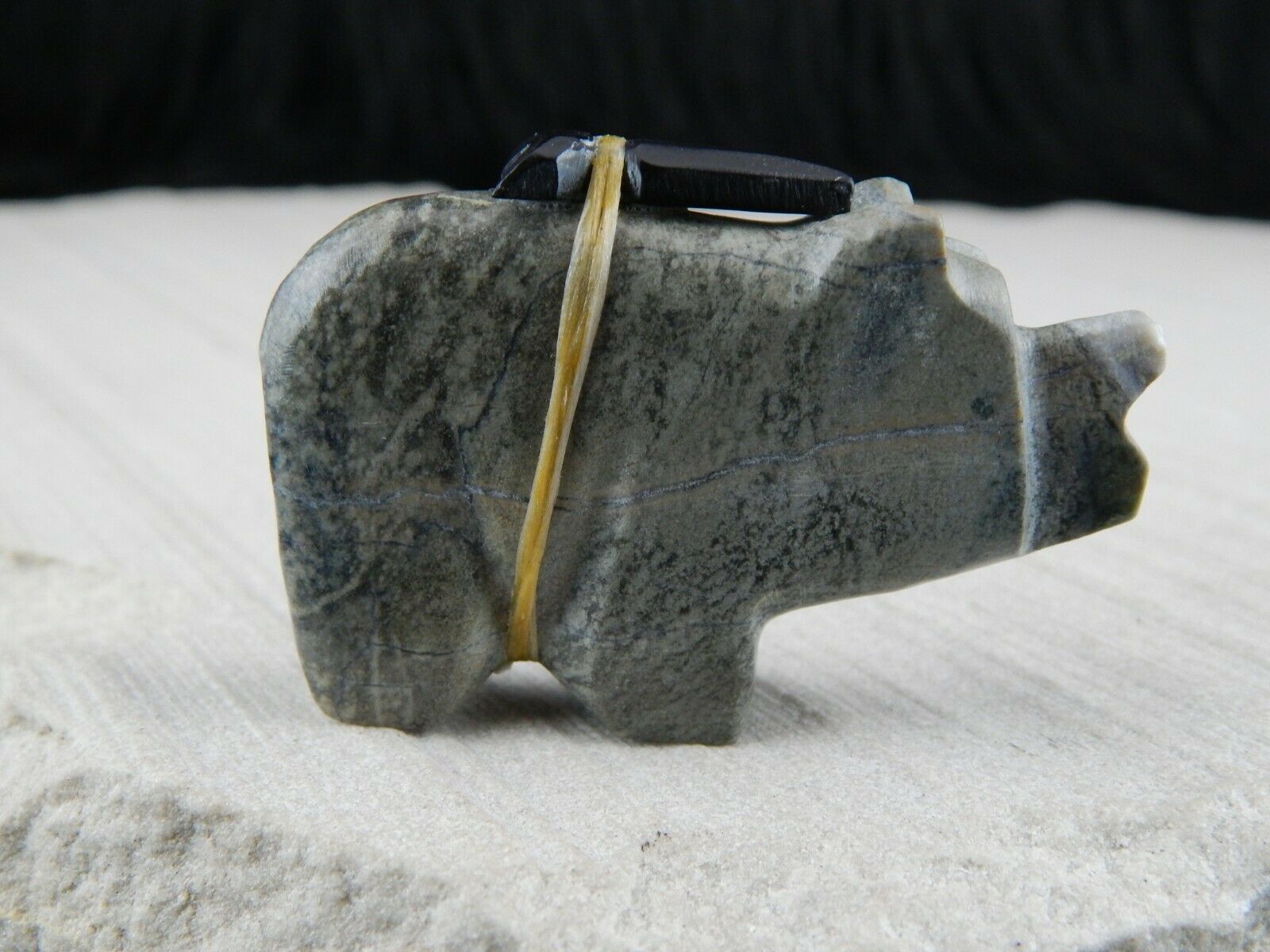 Bear Zuni Fetish Carving - Kelly Lementino - High Lonesome Trading