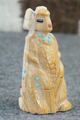 Corn Maiden Zuni Fetish Carving - Derrick Kaamasee
