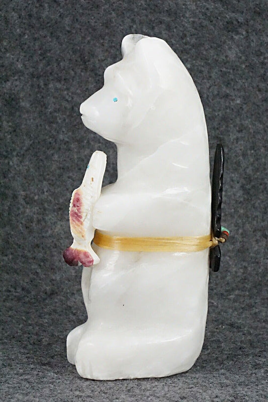 Bear Zuni Fetish Carving - Peter Gasper