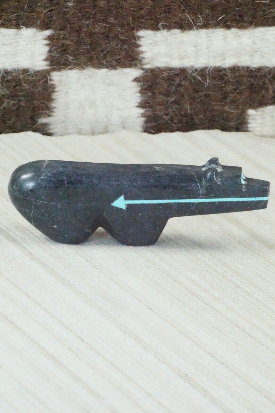 Bear Zuni Fetish Carving - Bernard Laiwakete