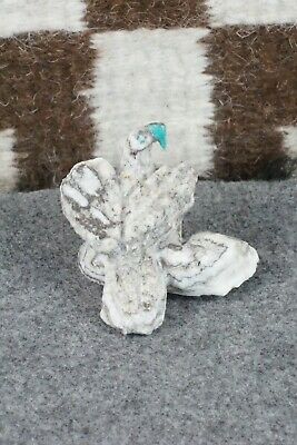 Eagle Zuni Fetish Carving - Jon Quam