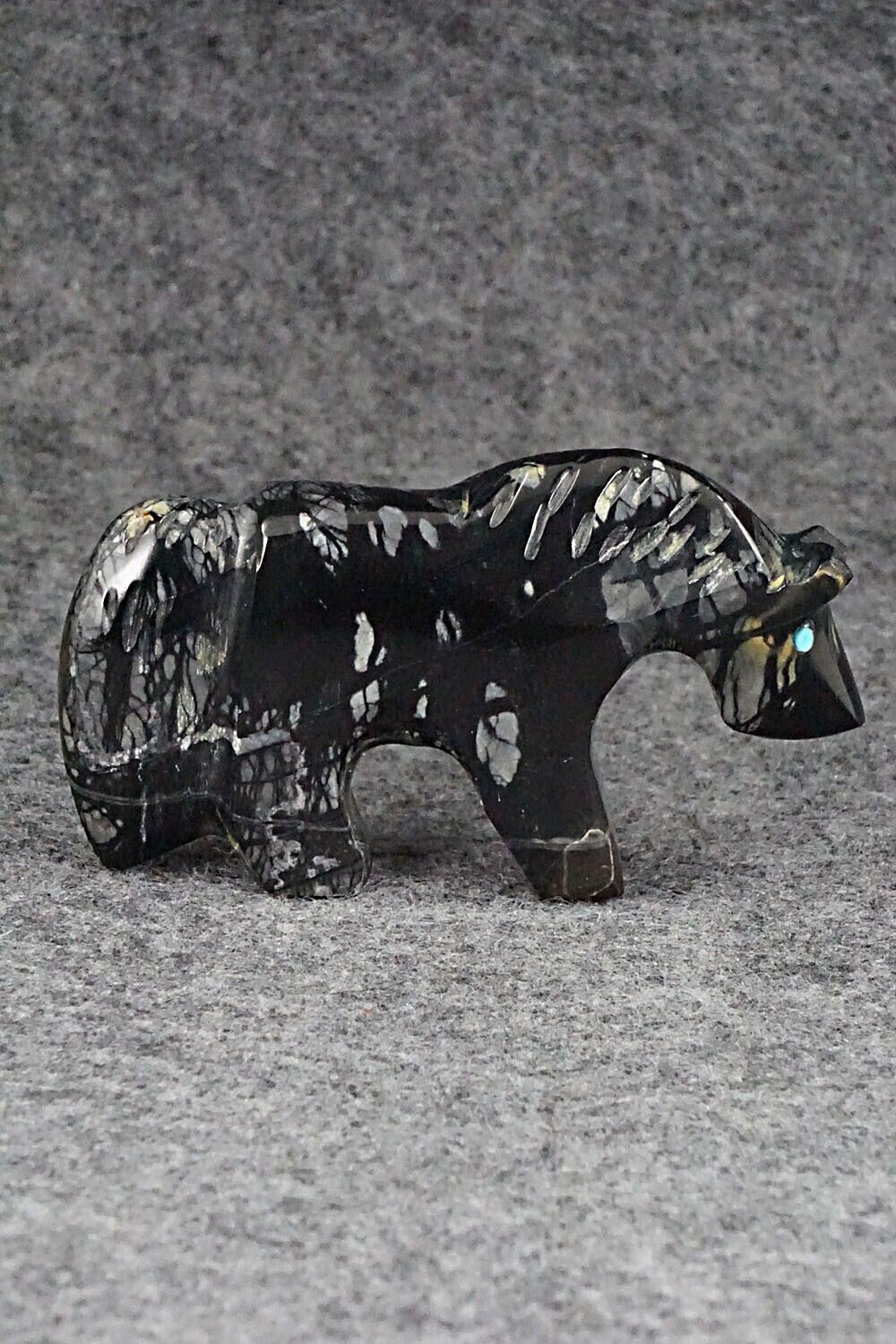 Horse Zuni Fetish Carving - Rodney Laiwakete