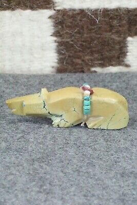 Bear Zuni Fetish Carving - Saville Hattie