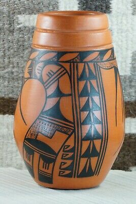 Hopi Pottery - Alta Yesslith