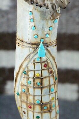 Corn Maiden Zuni Fetish Carving - Roger Shebola