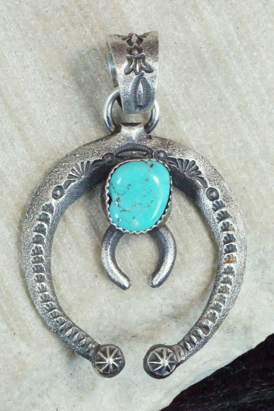 Turquoise and Sterling Silver Pendant - Eva & Linberg Billah