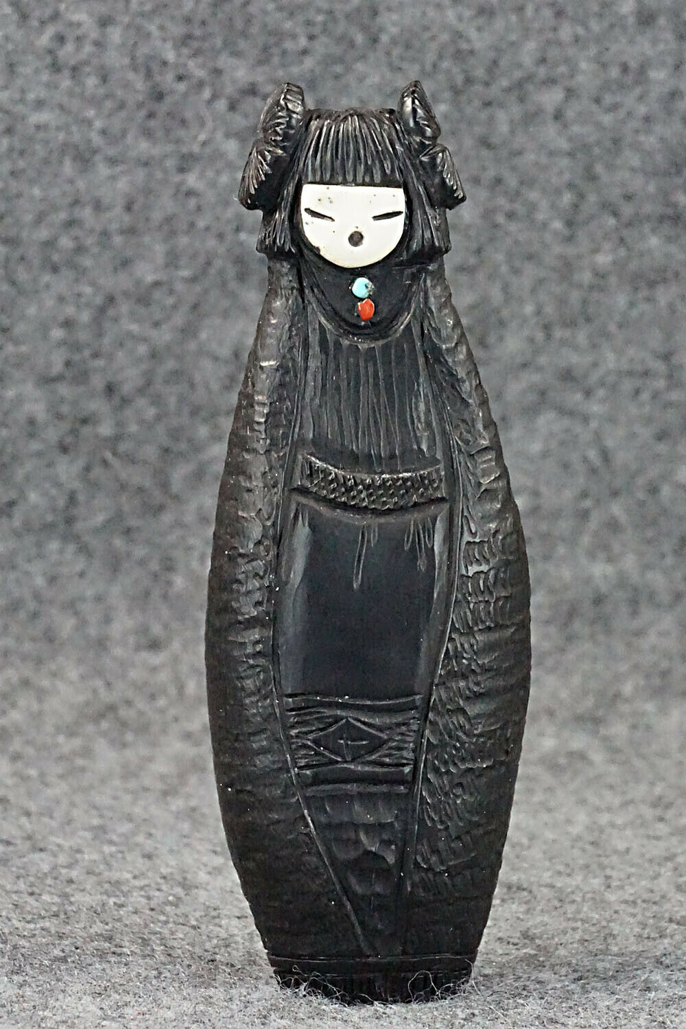 Corn Maiden Zuni Fetish Carving - Sandra Quandelacy