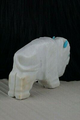 Buffalo Zuni Fetish Carving - Kevin Quam - High Lonesome Trading