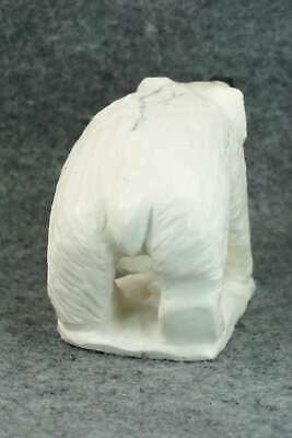 Bear Zuni Fetish Carving - Derrick Kaamasee